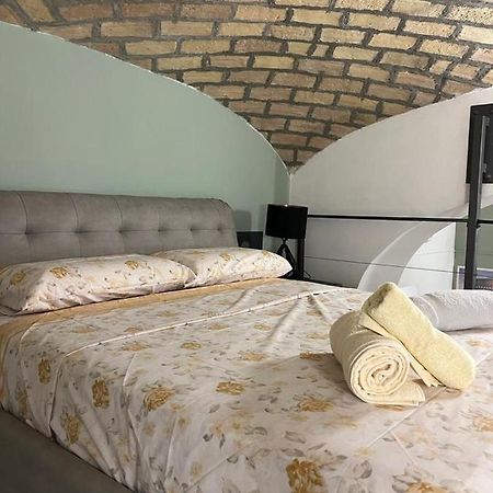 Ferienwohnung La Rosa Di Roma Colosseo Exterior foto