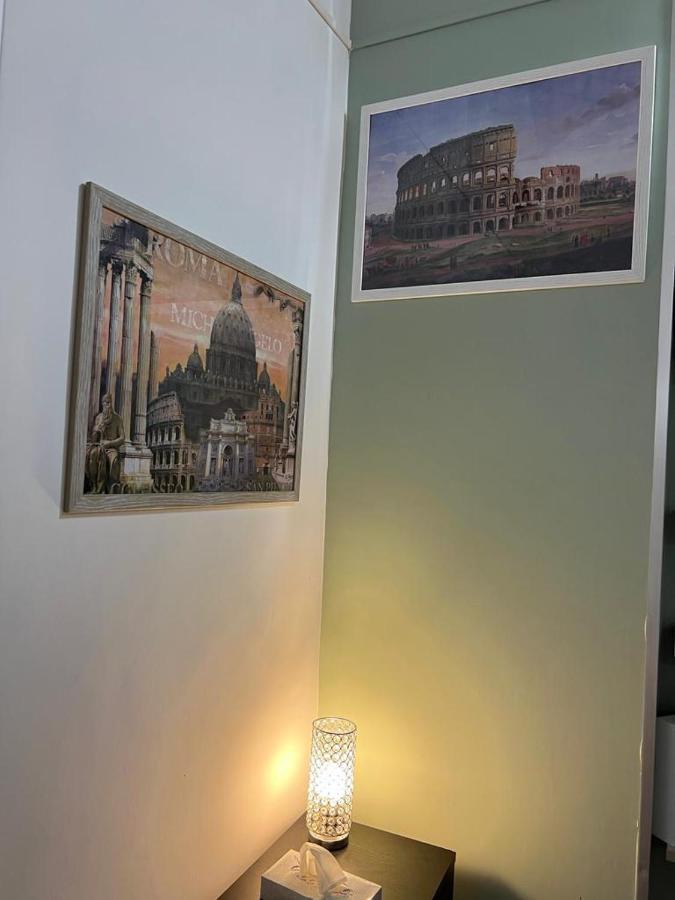 Ferienwohnung La Rosa Di Roma Colosseo Exterior foto