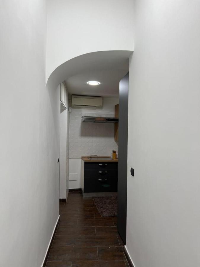 Ferienwohnung La Rosa Di Roma Colosseo Exterior foto