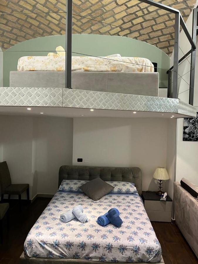 Ferienwohnung La Rosa Di Roma Colosseo Exterior foto