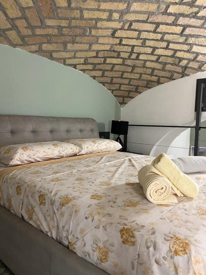 Ferienwohnung La Rosa Di Roma Colosseo Exterior foto