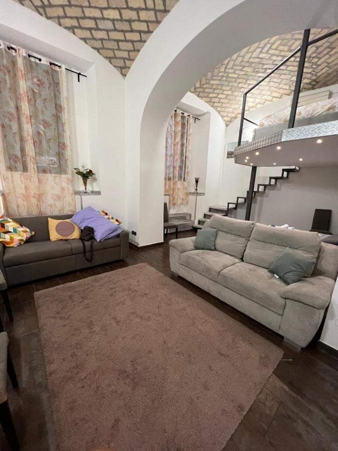 Ferienwohnung La Rosa Di Roma Colosseo Exterior foto